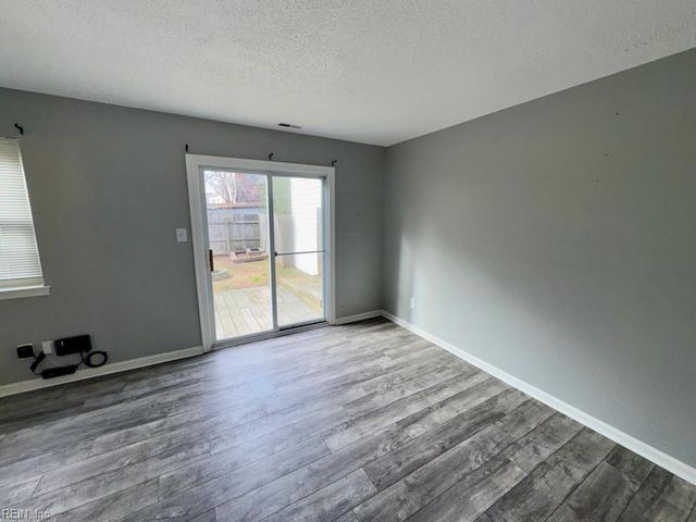 153 Greendale RD, Virginia Beach, VA 23452