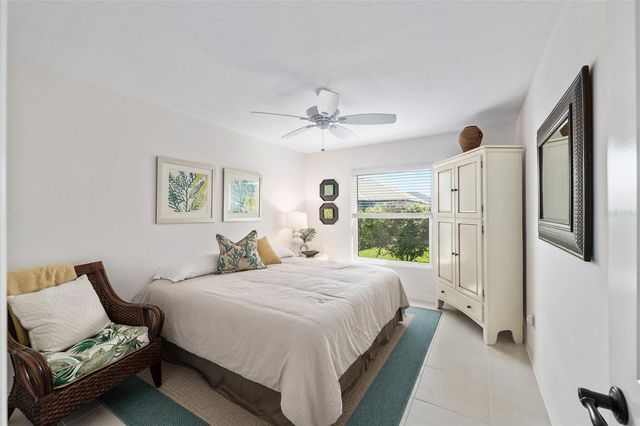 986 DAVEY LANE, The Villages, FL 32163
