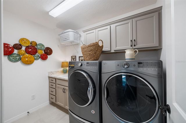 986 DAVEY LANE, The Villages, FL 32163