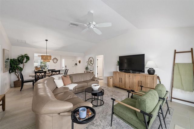 986 DAVEY LANE, The Villages, FL 32163