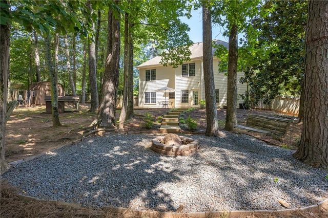 1100 Arya Drive, Roswell, GA 30076