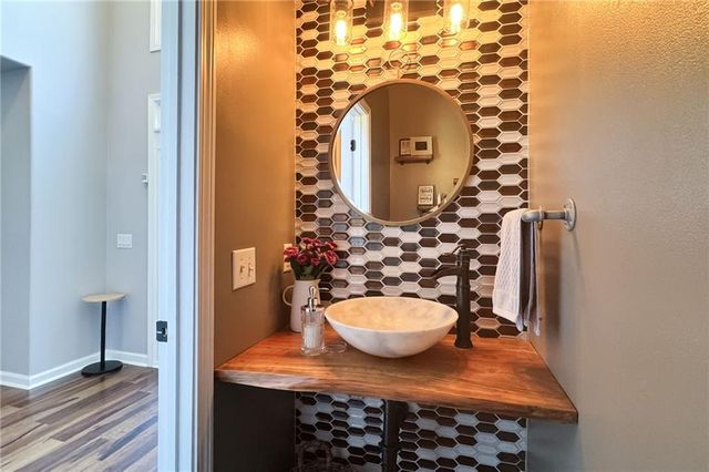 1100 Arya Drive, Roswell, GA 30076