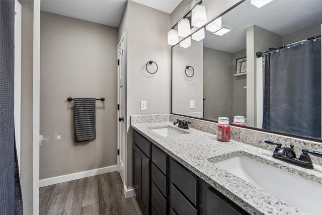 1301 S 11th Street, Adel, IA 50003