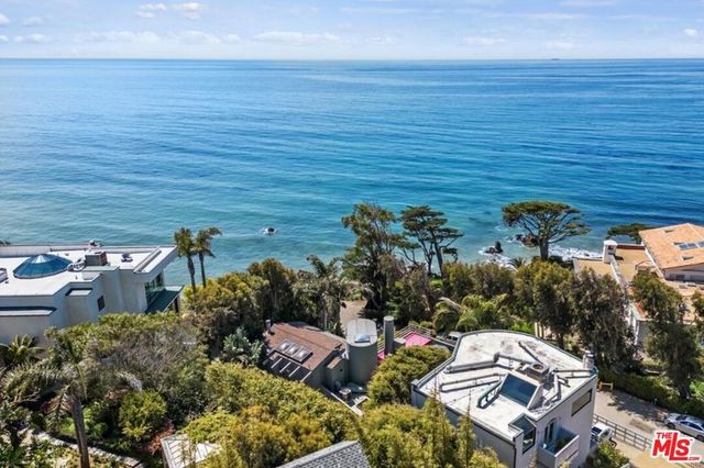 31833 Sea Level Drive, Malibu, CA 90265