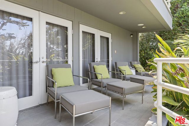 31833 Sea Level Drive, Malibu, CA 90265