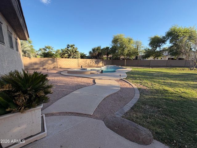 4133 E REINS Road, Gilbert, AZ 85297