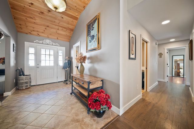 15 Churchill Way, Lebanon, NH 03766