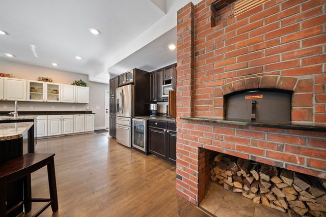 15 Churchill Way, Lebanon, NH 03766