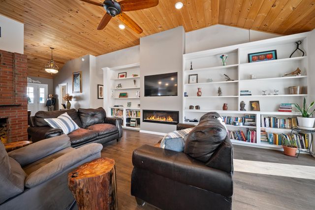 15 Churchill Way, Lebanon, NH 03766