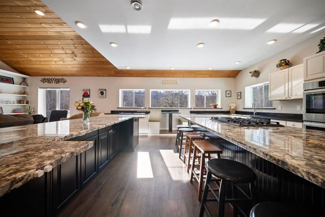 15 Churchill Way, Lebanon, NH 03766