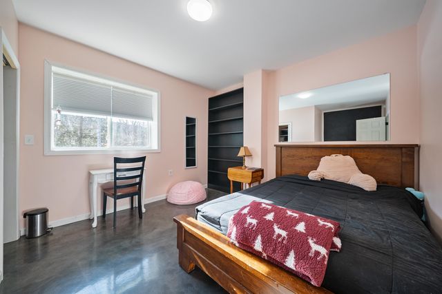 15 Churchill Way, Lebanon, NH 03766