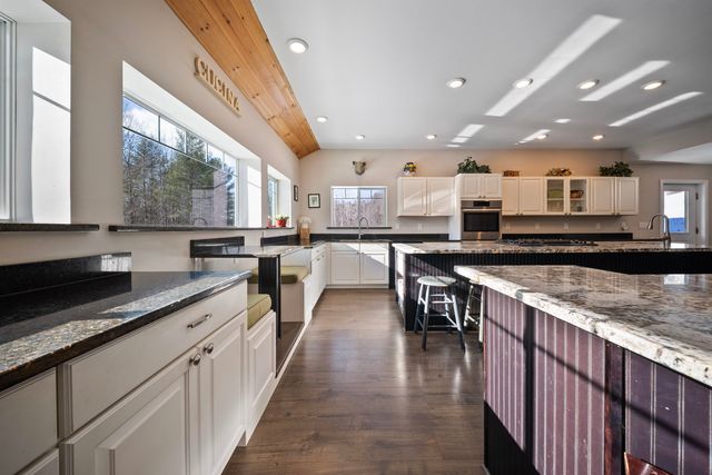 15 Churchill Way, Lebanon, NH 03766