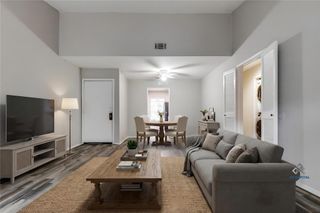 9707 Richmond Avenue 34, Houston, TX 77042