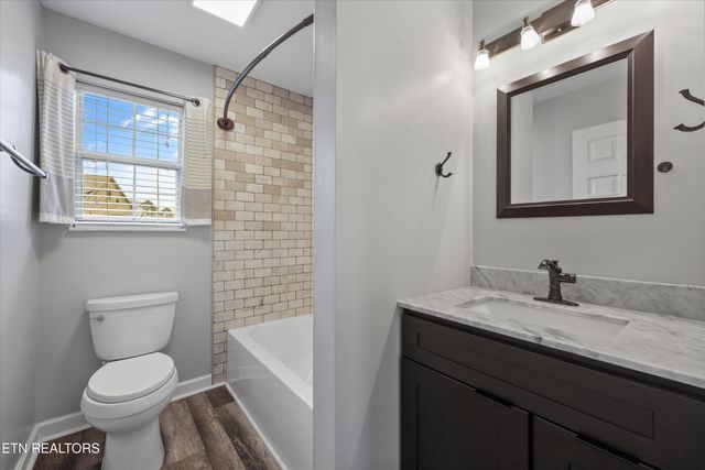 1019 Janes Meadow Rd, Knoxville, TN 37932