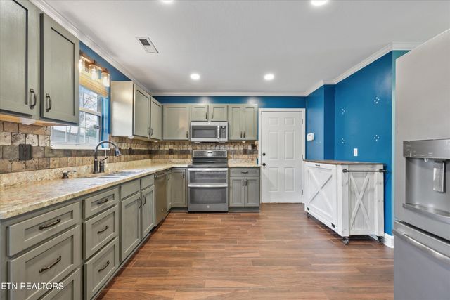 1019 Janes Meadow Rd, Knoxville, TN 37932