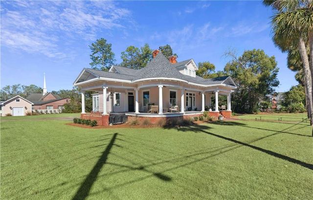 286 S Wayne Street, Jesup, GA 31546