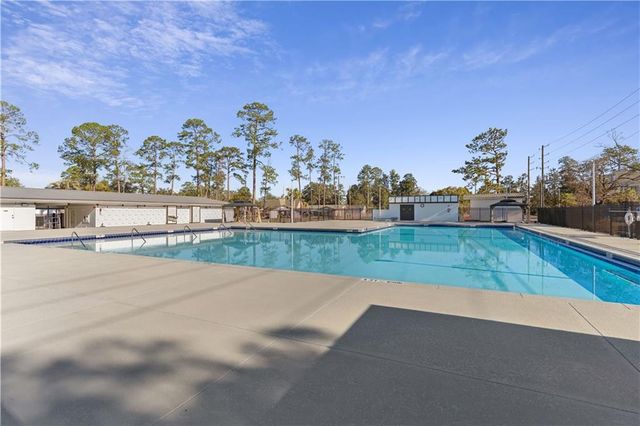 286 S Wayne Street, Jesup, GA 31546