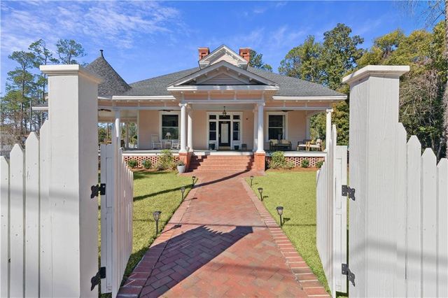 286 S Wayne Street, Jesup, GA 31546
