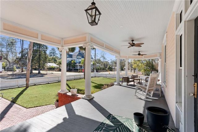 286 S Wayne Street, Jesup, GA 31546