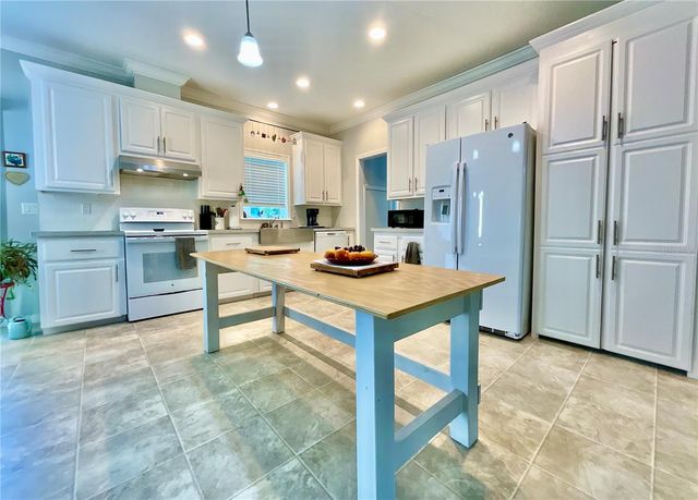 122 TANNER ROAD, Florahome, FL 32140