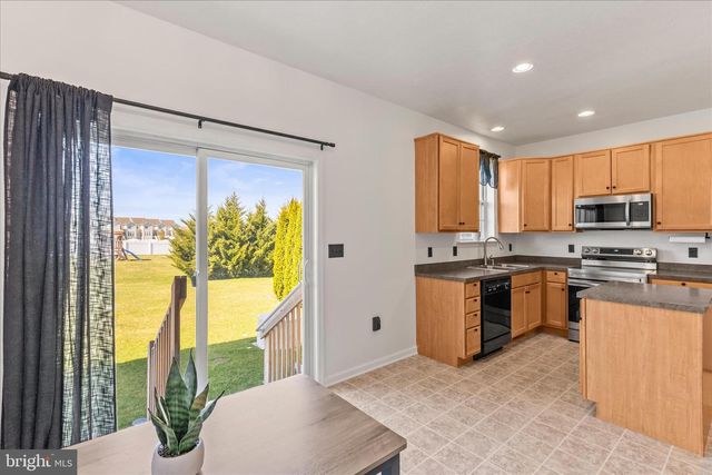 1245 KNOB RUN, York, PA 17408