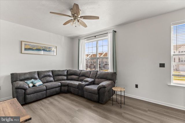 1245 KNOB RUN, York, PA 17408