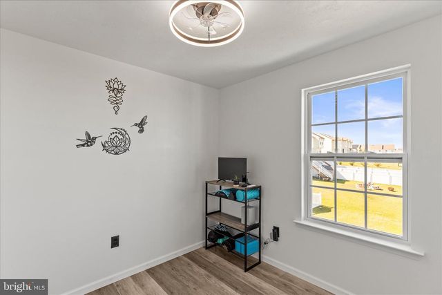 1245 KNOB RUN, York, PA 17408