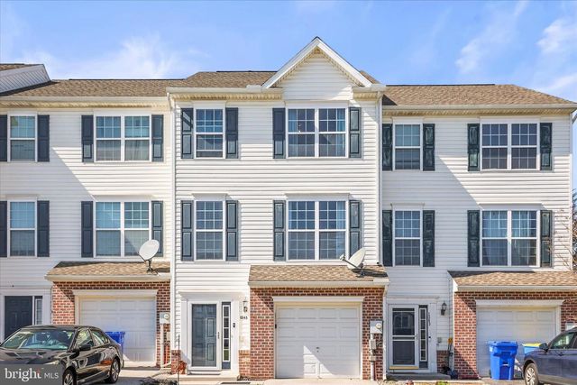 1245 KNOB RUN, York, PA 17408