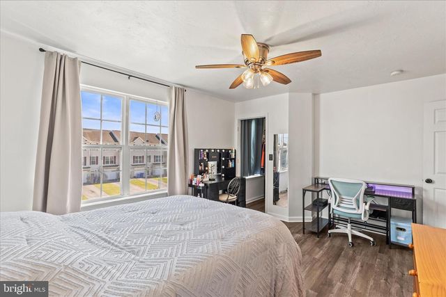 1245 KNOB RUN, York, PA 17408