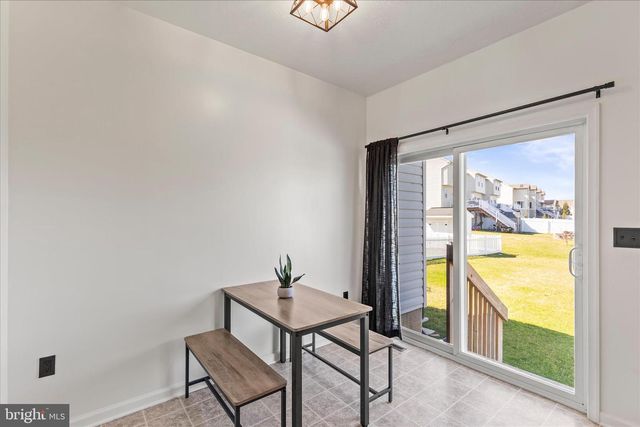 1245 KNOB RUN, York, PA 17408