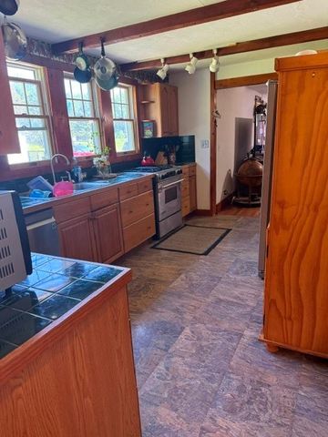 2447 Division Road, East Greenwich, RI 02818