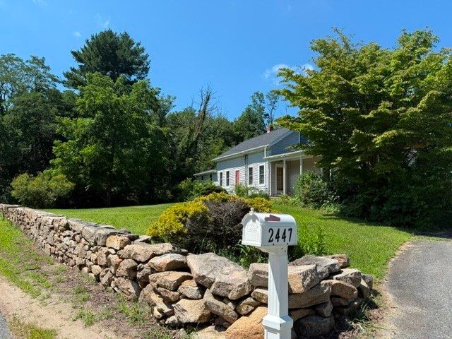 2447 Division Road, East Greenwich, RI 02818