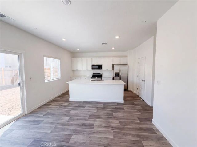 4496 Bellaire, Clovis, CA 93619