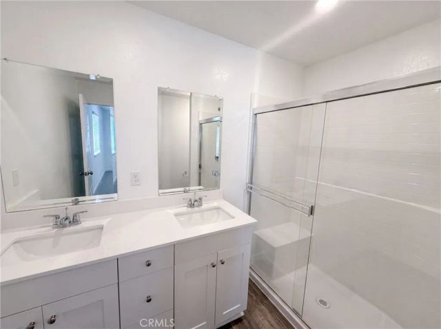 4496 Bellaire, Clovis, CA 93619
