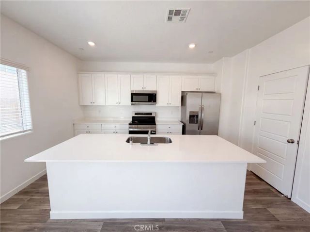 4496 Bellaire, Clovis, CA 93619