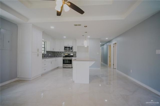 110 N Fir Street, Pharr, TX 78577
