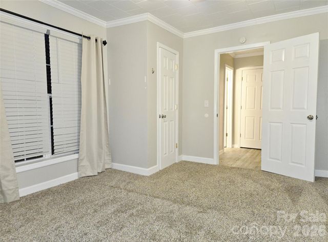 811 Sulphur Springs Road, Hiddenite, NC 28636