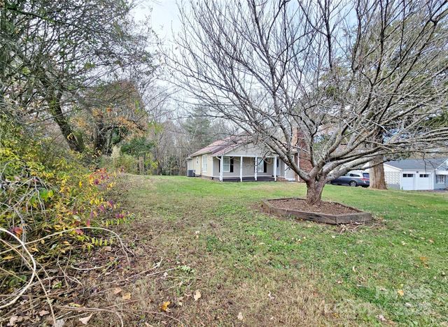 811 Sulphur Springs Road, Hiddenite, NC 28636