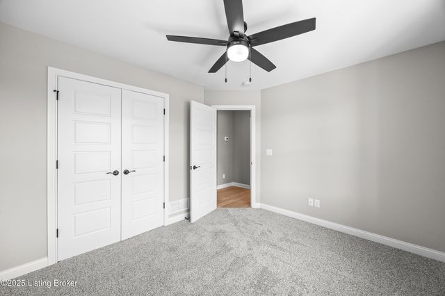 136 Wooded Glen Dr, Mt Washington, KY 40047