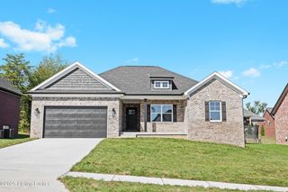 136 Wooded Glen Dr, Mt Washington, KY 40047