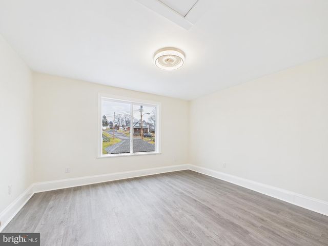 820 E OLDTOWN RD, Cumberland, MD 21502