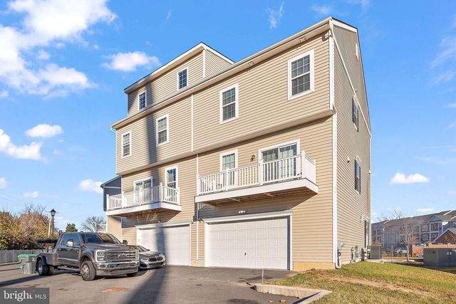 3415 NAAMANS DR, Claymont, DE 19703