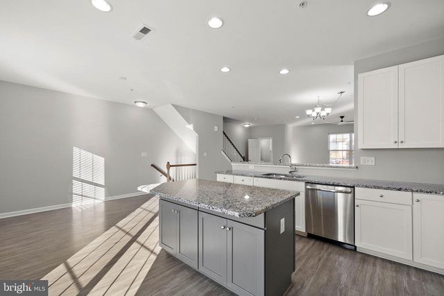 3415 NAAMANS DR, Claymont, DE 19703