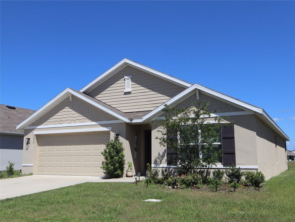 4676 SIGCOM PLACE, Wildwood, FL 34785