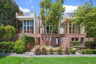 6322 Haskell Street B, Houston, TX 77007