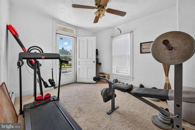 122 N FRANKLIN ST, Red Lion, PA 17356