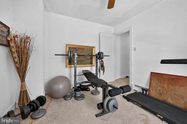 122 N FRANKLIN ST, Red Lion, PA 17356