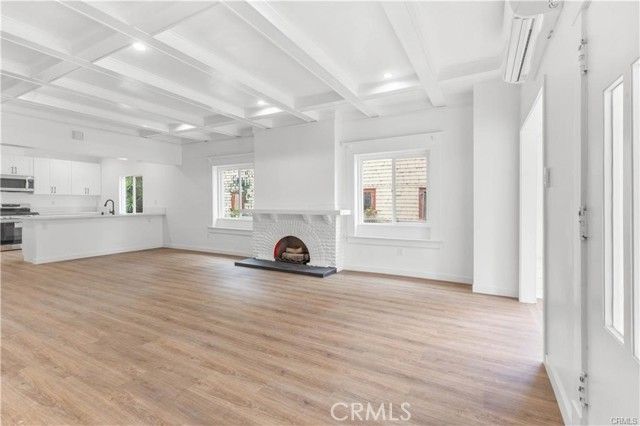 2636 S Normandie, Los Angeles, CA 90007