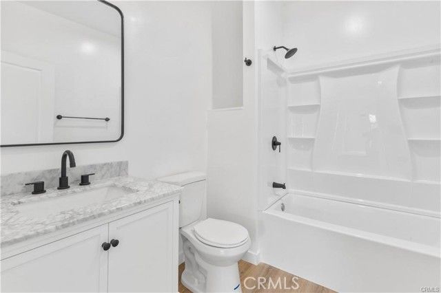 2636 S Normandie, Los Angeles, CA 90007