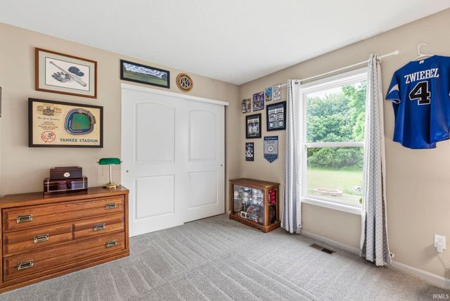 2195 Henry V Crossing, Fort Wayne, IN 46818